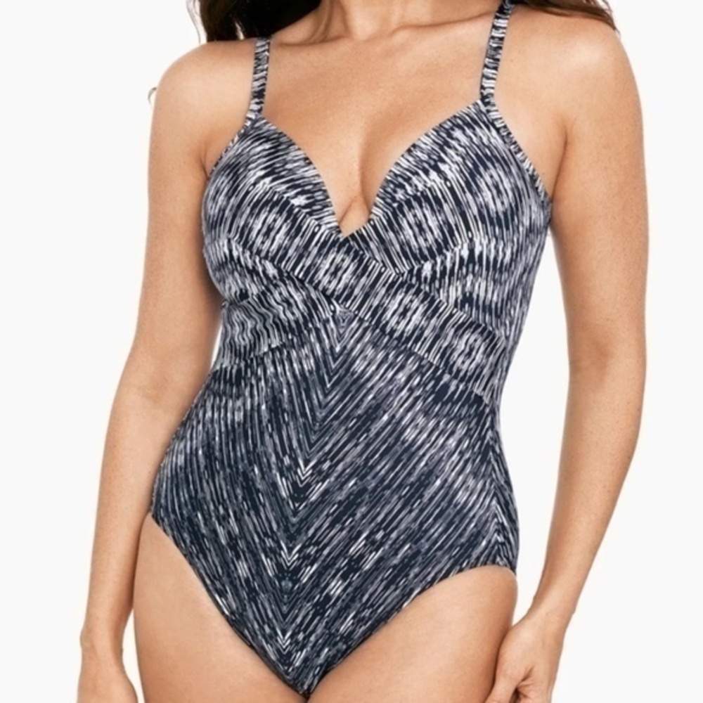 Miraclesuit.‎ Silver Shores Criss Cross Escape One Piece Swimsuit.